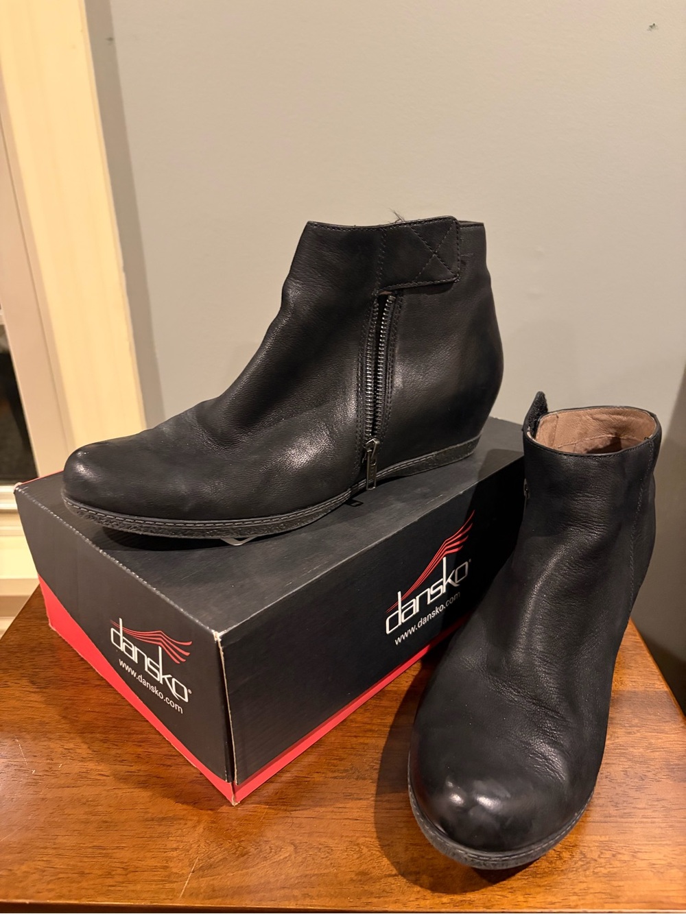 NWT Dansko boots